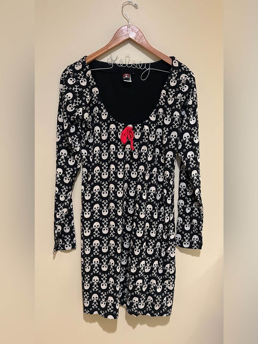 Emily The Strange Black Skull Print Long Sleeve Dress with Scoop Neck Size L